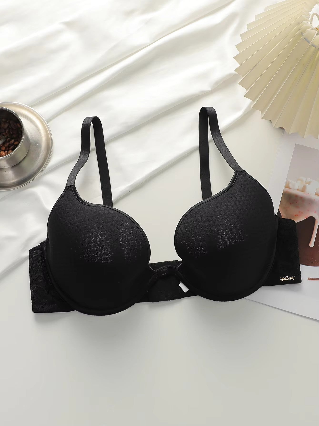 Women's sexy comfortable breathable mesh plus size bra deep U gathering push up suitable for full figured women